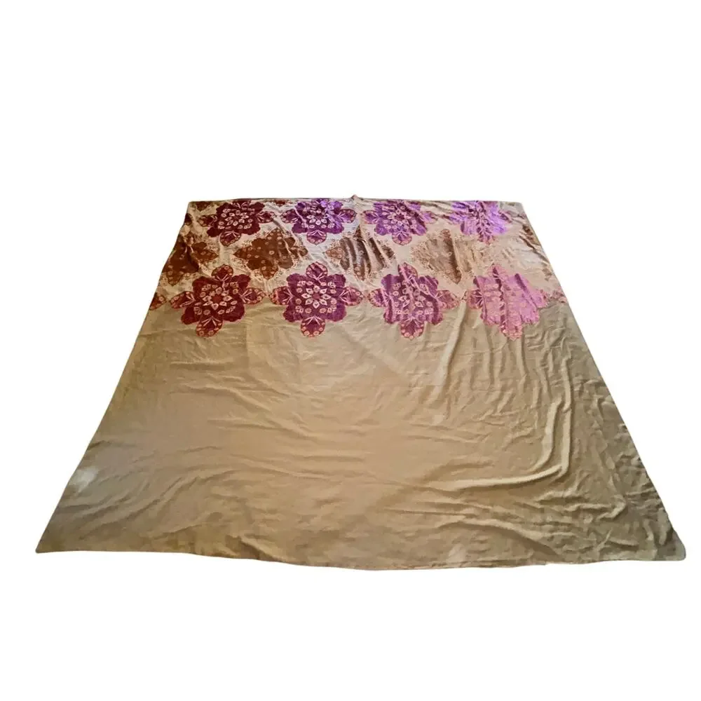 Tallulah Collection by Kevin O’Brien king size duvet cover